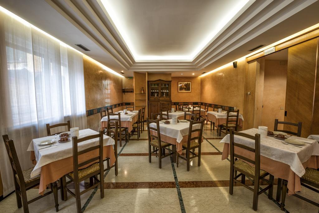 Hotel Drago Mezzocorona Esterno foto