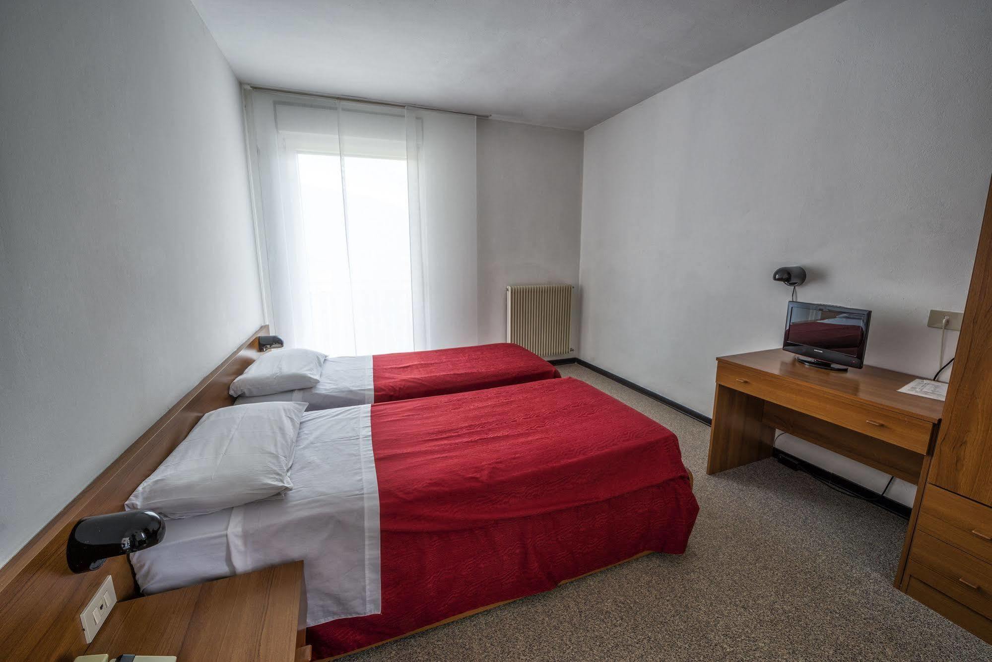 Hotel Drago Mezzocorona Esterno foto